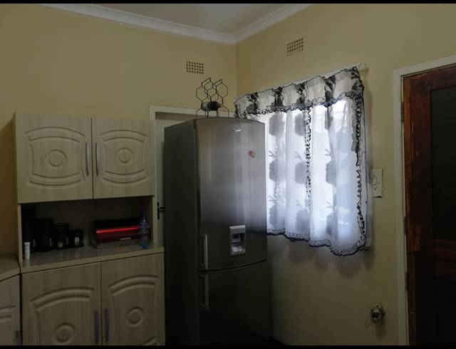 3 BEDROOM FREESTANDING SOLD IN STILFONTEIN EXT 4